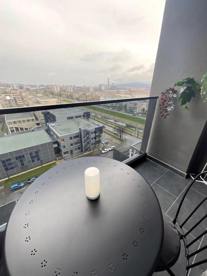 Palas Mall Apartment Q Residence Яш Екстериор снимка