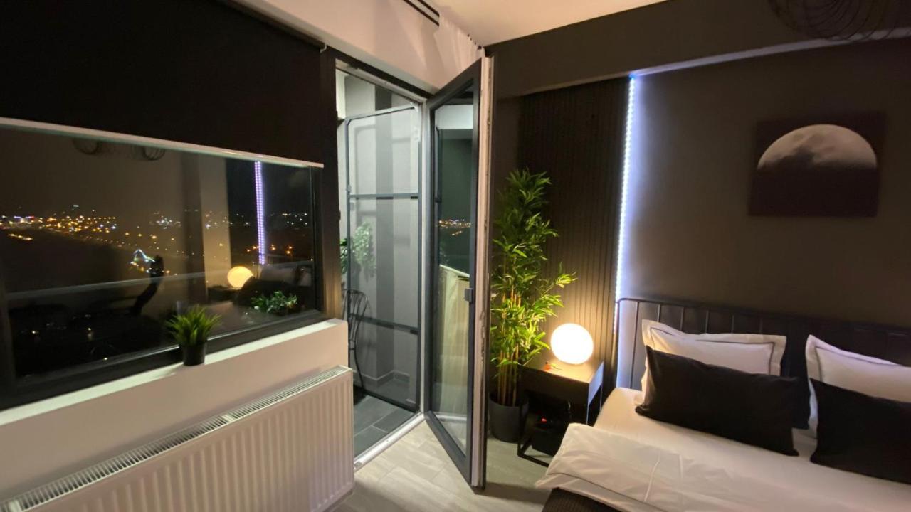 Palas Mall Apartment Q Residence Яш Екстериор снимка
